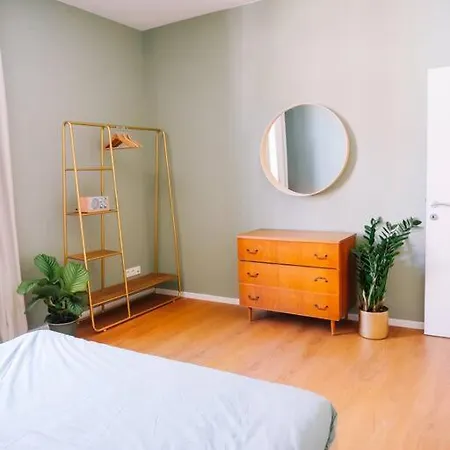 Ferienhaus Gezellig & Ruim Rijhuis Met 3 Slaapkamers Dichtbij *