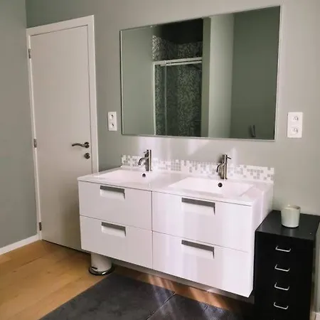 בית נופש Gezellig & Ruim Rijhuis Met 3 Slaapkamers Dichtbij גנט