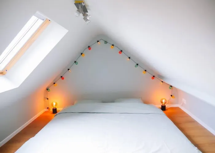 Gezellig & Ruim Rijhuis Met 3 Slaapkamers Dichtbij Дом отдыха