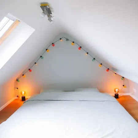 Gezellig & Ruim Rijhuis Met 3 Slaapkamers Dichtbij Vakantiehuis